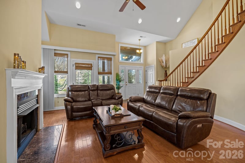 4 Amaretto Dr, Candler, NC 28715