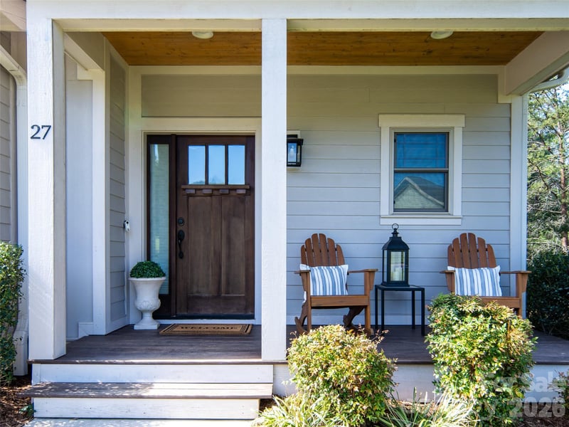 27 Slippery Rock Dr, Fletcher, NC 28732
