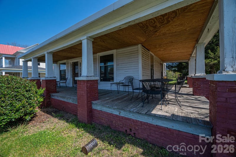 127 Main St, Stanley, NC 28164
