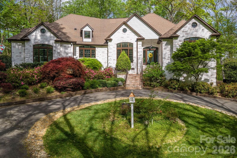 2835 Wimbledon Dr, Gastonia, NC 28056