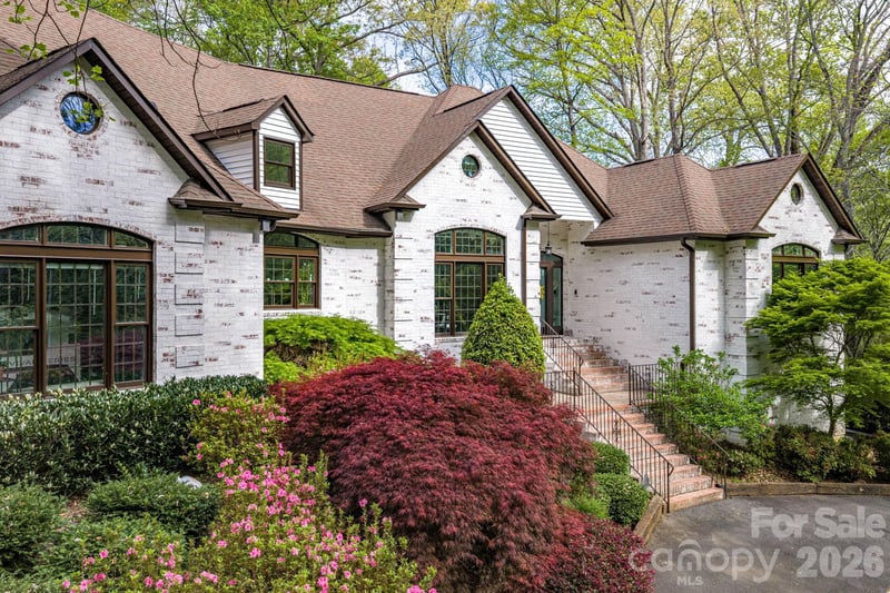 2835 Wimbledon Dr, Gastonia, NC 28056