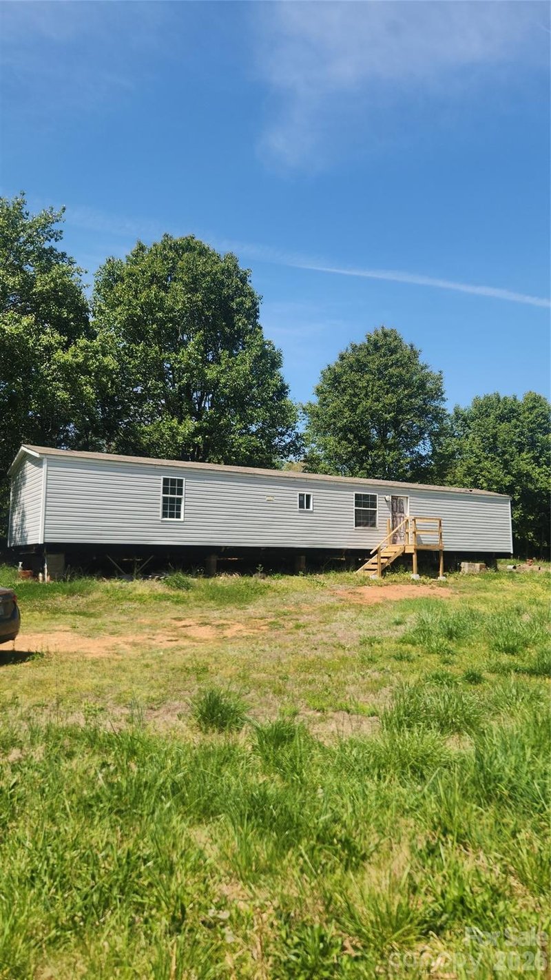 802 15th St, Newton, NC 28658