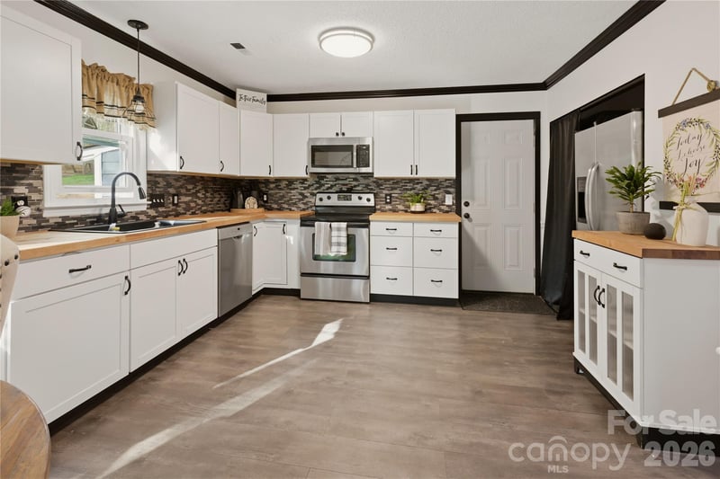 3616 Fair Oaks Pl, Concord, NC 28027