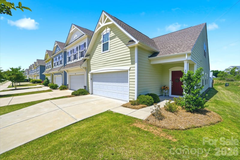 5914 River Meadow Ct, Charlotte, NC 28213