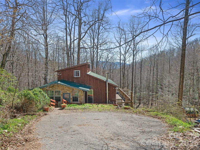 966 Waites Hollifield Rd, Marion, NC 28752