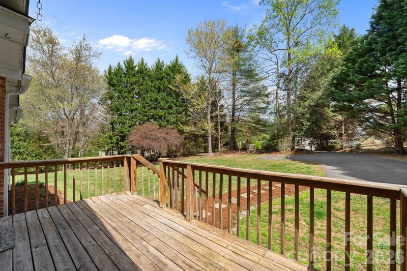 4669 River Trail Ln, Granite Falls, NC 28630