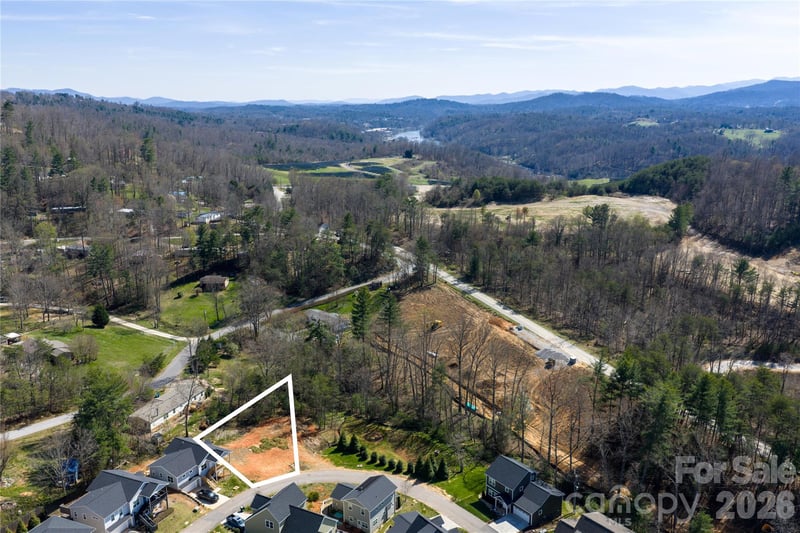 61 - 63 Greenwood Fields Dr, Asheville, NC 28804