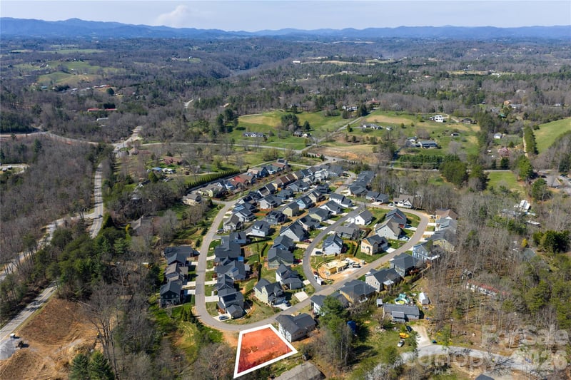 61 - 63 Greenwood Fields Dr, Asheville, NC 28804