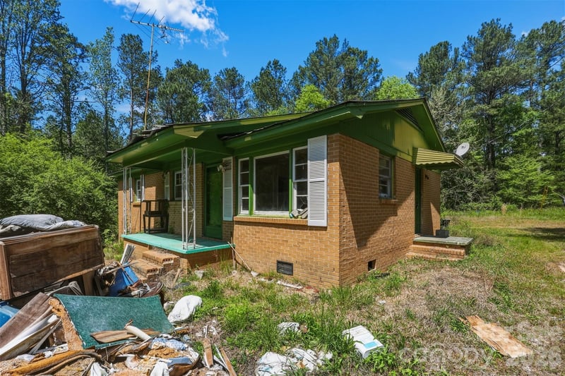 2997 Berry Farm Rd, Carlisle, SC 29031