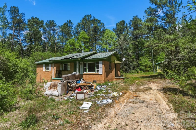 2997 Berry Farm Rd, Carlisle, SC 29031