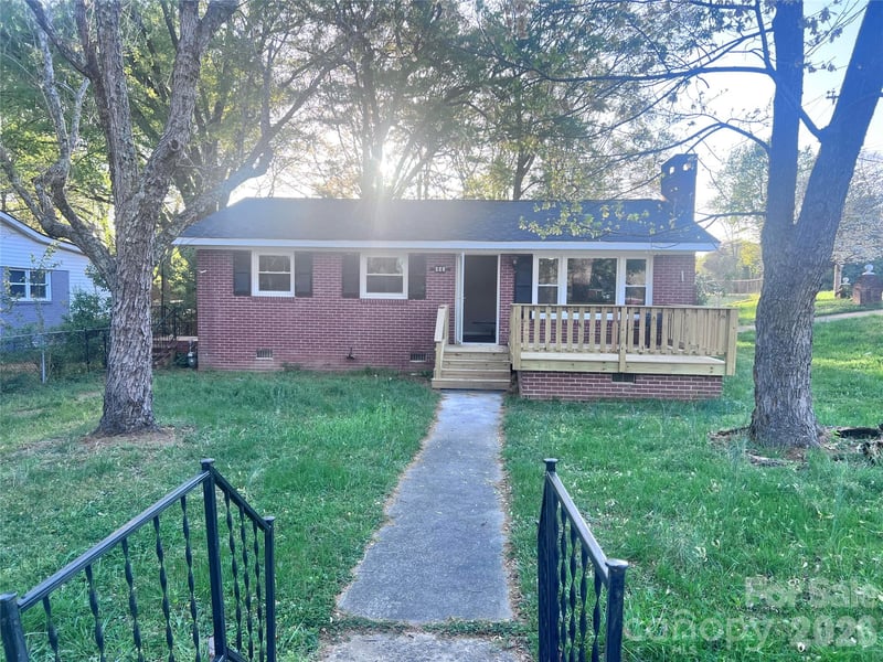 400 Chatham Ave, Gaffney, SC 29340