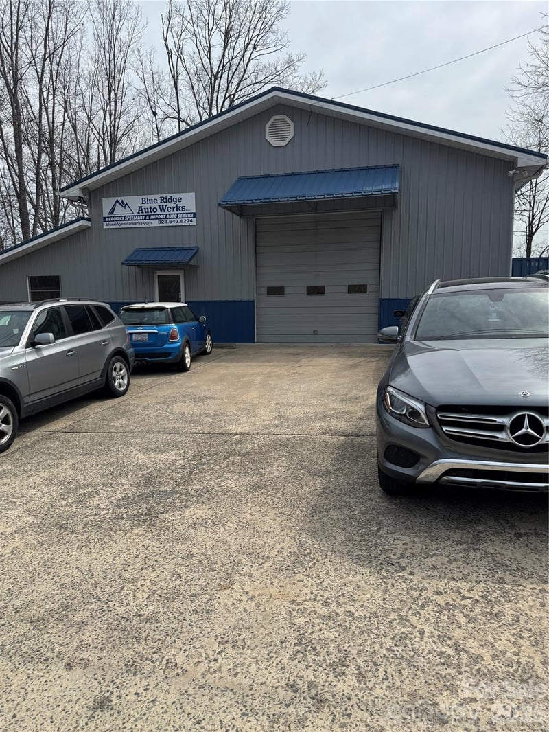 3768 Carl Eller Rd, Marshall, NC 28753