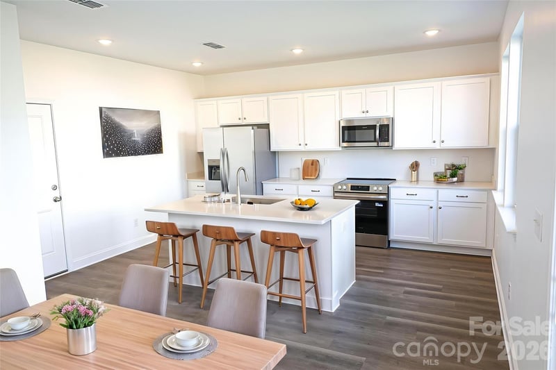 5015 Twin River Dr, Denver, NC 28037