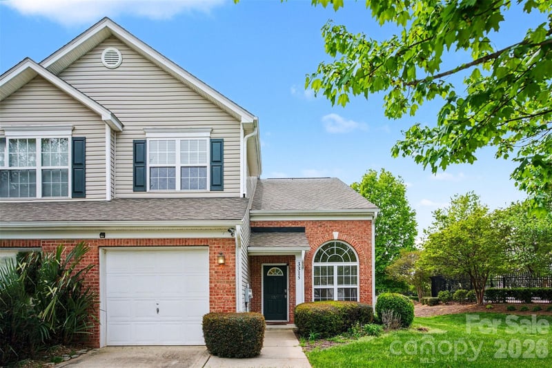 3315 Summerfield Ridge Ln, Matthews, NC 28105