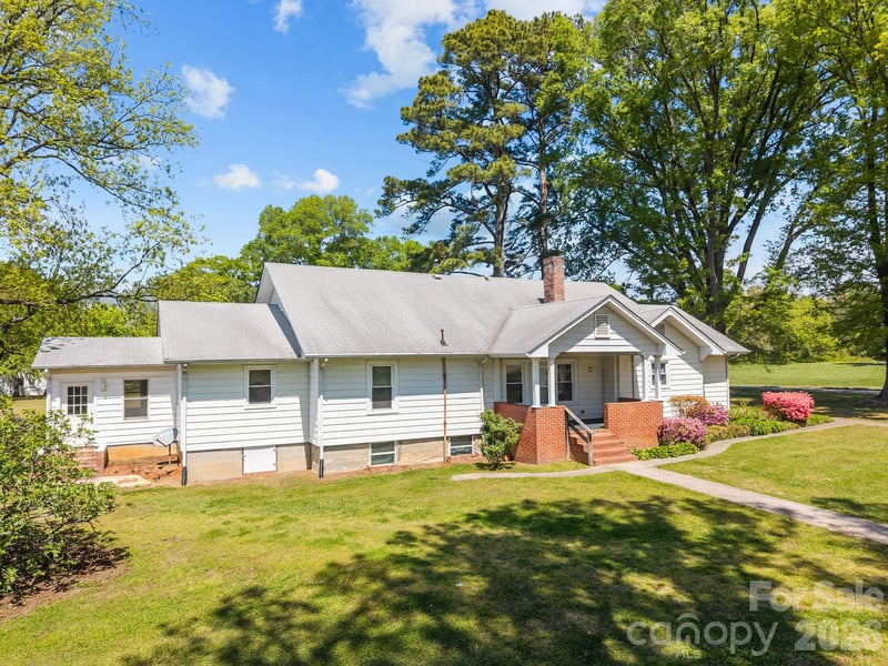 1311 Jenkins Rd, Gaston, NC 28052