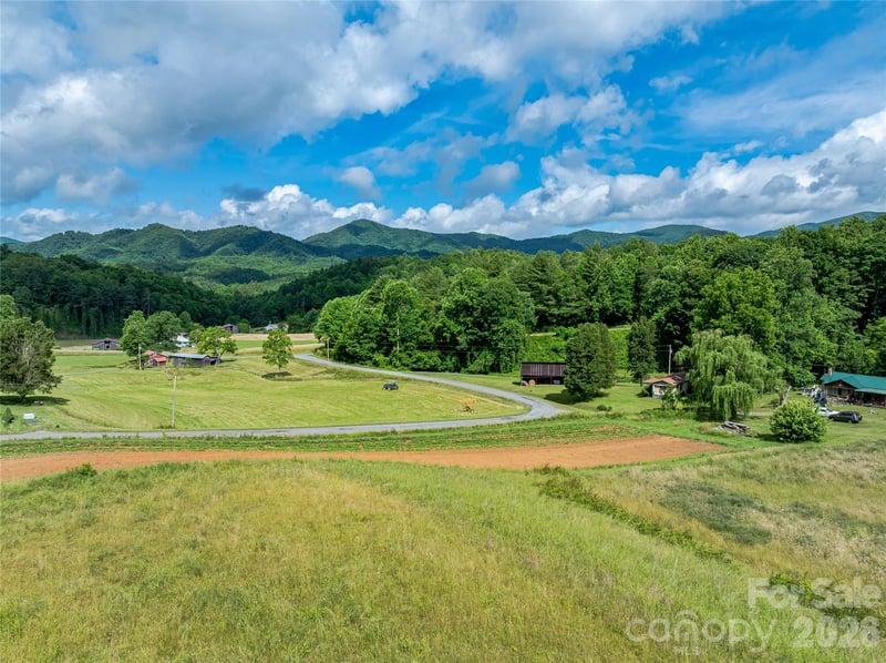 330 Tilson Branch Rd, Marshall, NC 28753