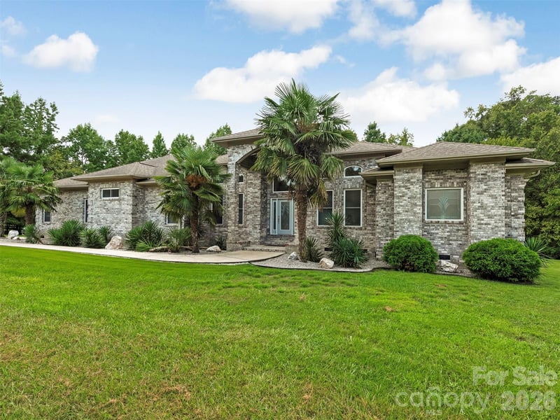 9535 Potter Rd, Matthews, NC 28104