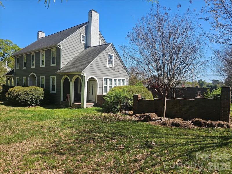 2307 Armstrong Cir, Gastonia, NC 28054