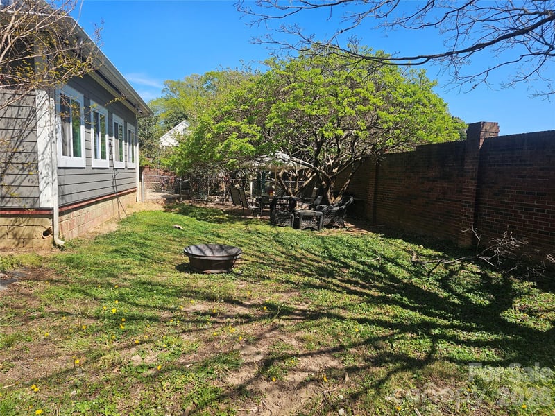 2307 Armstrong Cir, Gastonia, NC 28054