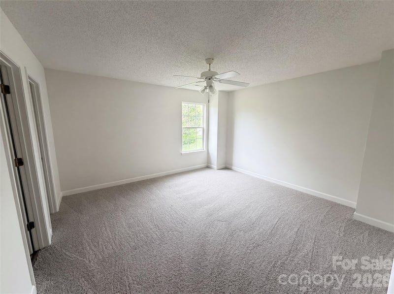 6620 Iron Brigade Ln, Charlotte, NC 28269