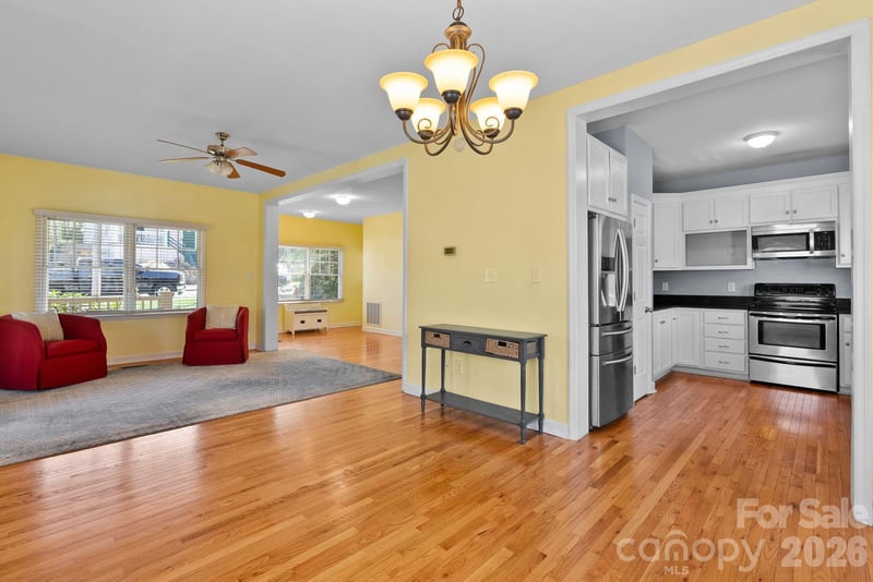 29 Elizabeth St, Asheville, NC 28801