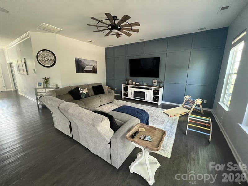 4851 Summerside Dr, Lake Wylie, SC 29710