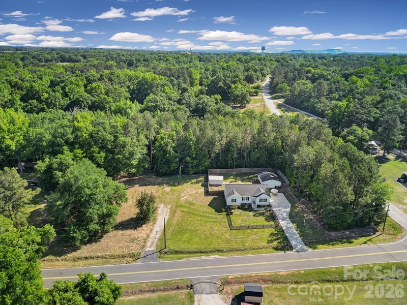 6724 Wylie Cir, Kershaw, SC 29067