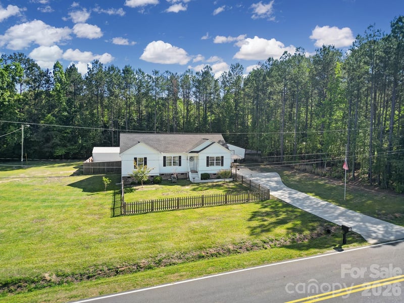 6724 Wylie Cir, Kershaw, SC 29067