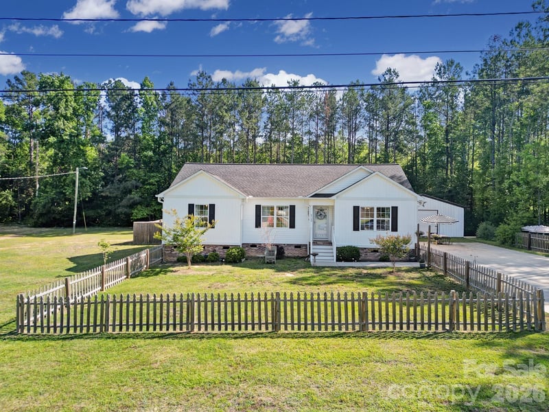 6724 Wylie Cir, Kershaw, SC 29067