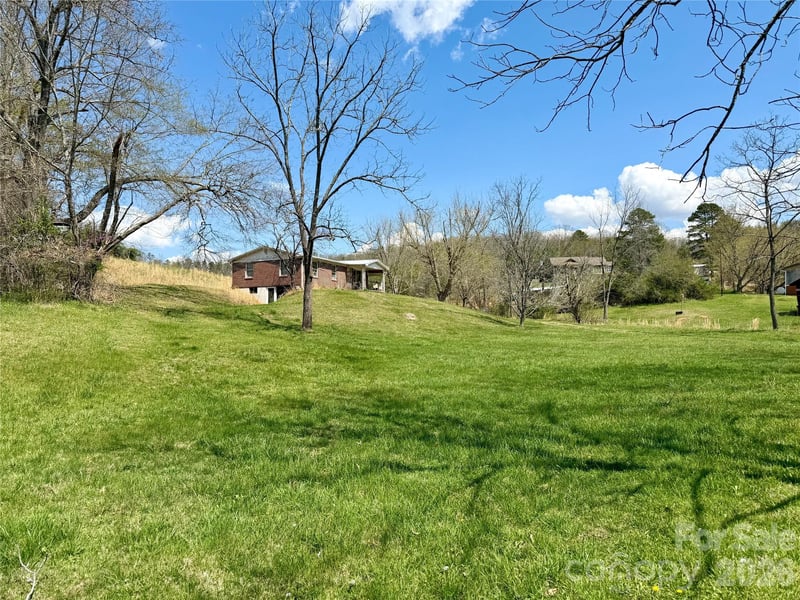 637 Fletcher Martin Rd, Alexander, NC 28701
