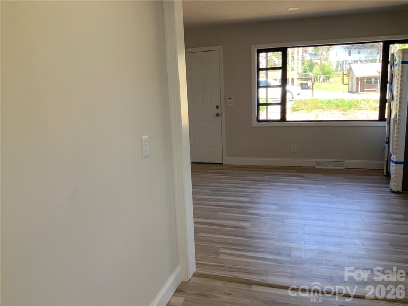 258 New Leicester Hw, Asheville, NC 28806