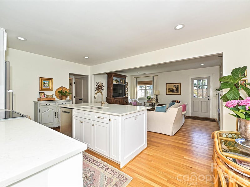 505 Tremont Ave, Charlotte, NC 28203
