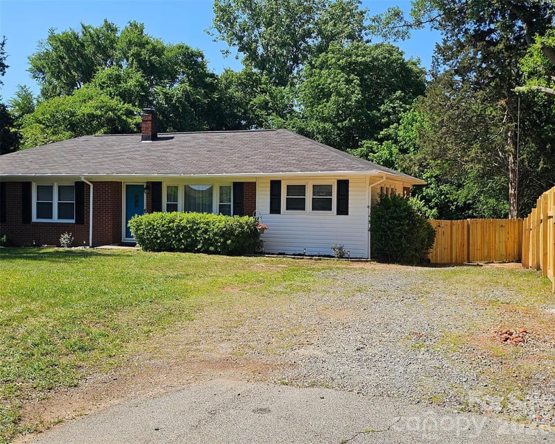 2154 Rosewood Dr, Rock Hill, SC 29732