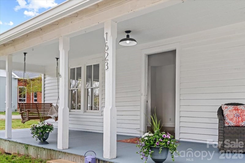 1623 Barnardsville Hw, Barnardsville, NC 28709