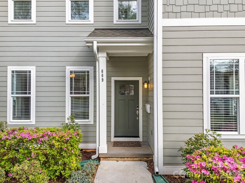 609 Welker St, Charlotte, NC 28204
