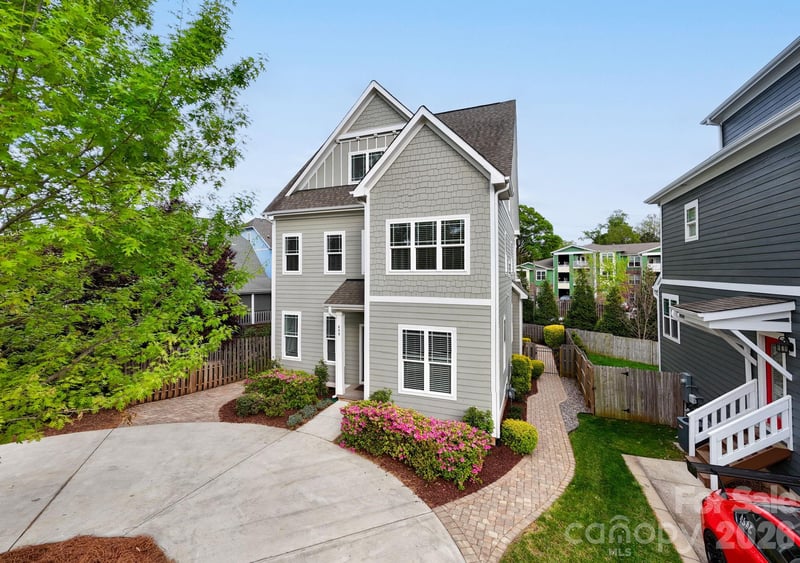 609 Welker St, Charlotte, NC 28204