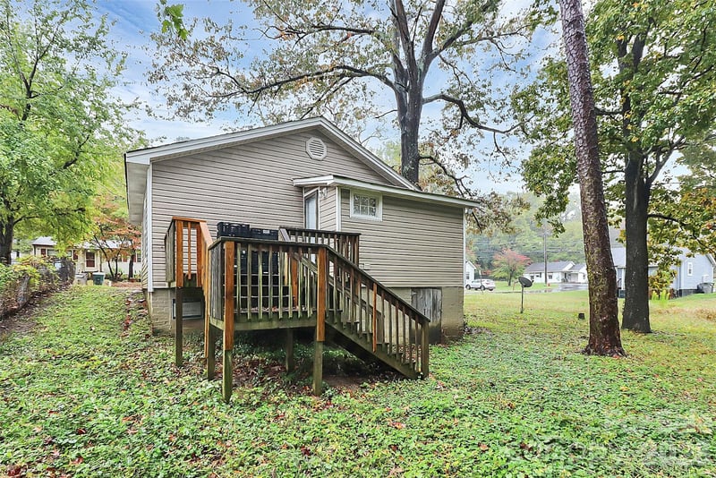 911 Ransom Ave, Gastonia, NC 28052