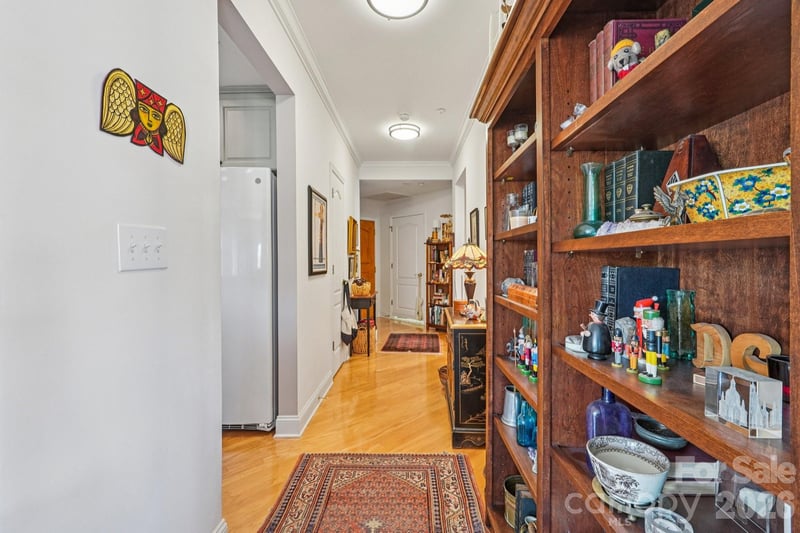 401 Church St #408, Charlotte, NC 28202