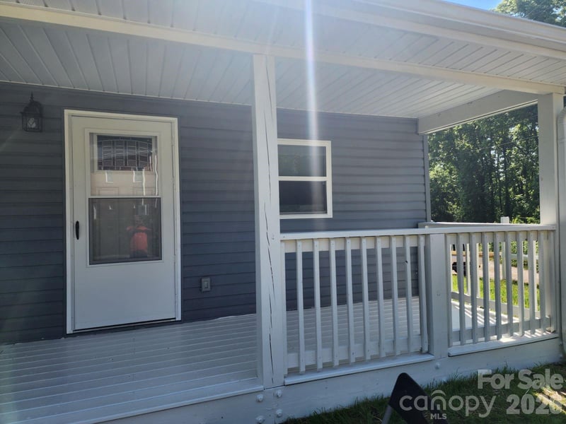 146 Underwood Rd, Canton, NC 28716