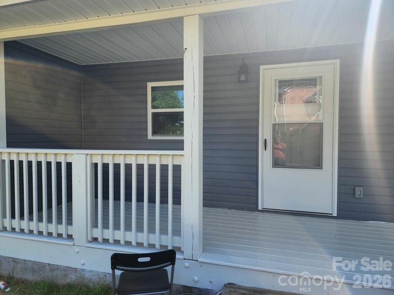 146 Underwood Rd, Canton, NC 28716