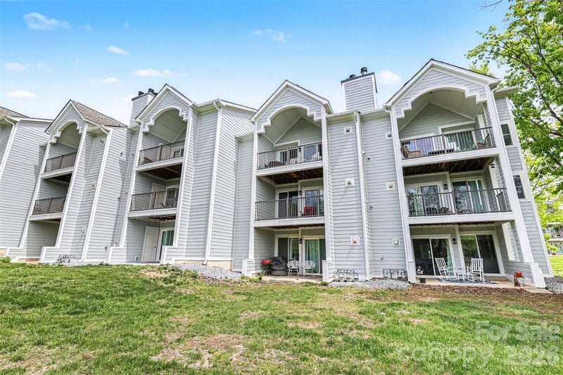 18809 Nautical Dr #302, Cornelius, NC 28031