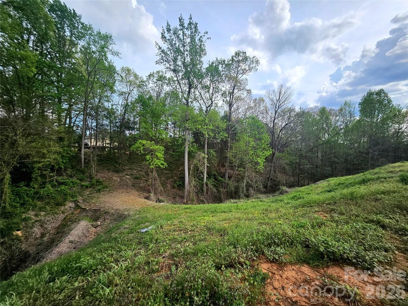 1110 Clark Hill Dr, Belmont, NC 28012