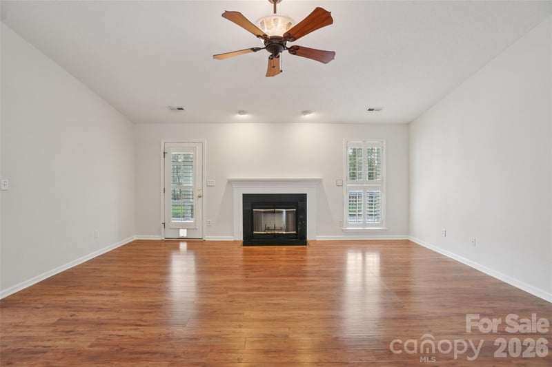 414 Glensprings Dr, Fletcher, NC 28732