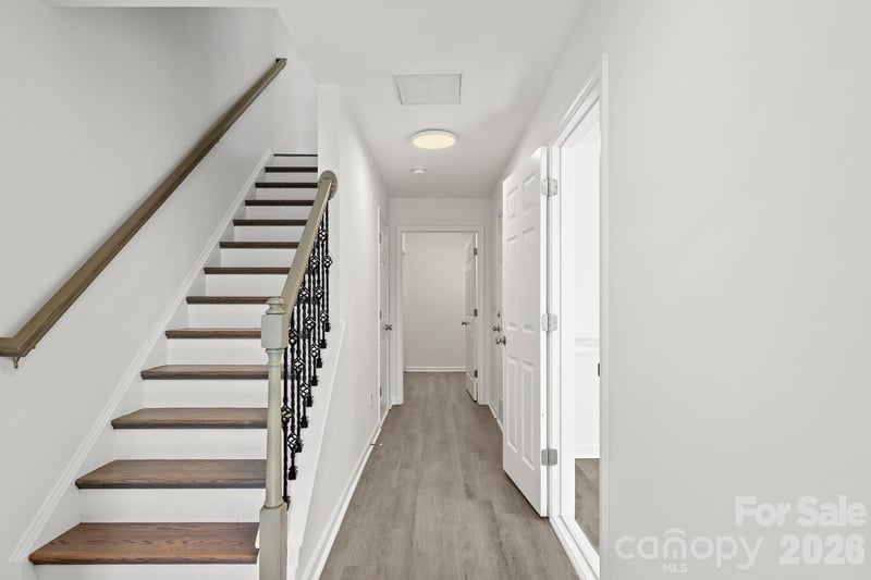 16209 Peachmont Dr, Cornelius, NC 28031