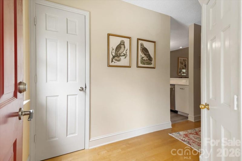 6 Willow Tree Rn, Asheville, NC 28803