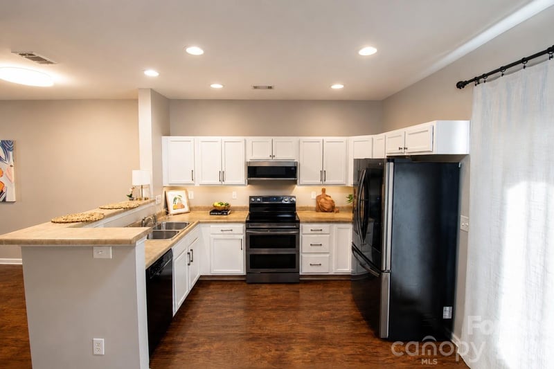 407 Delta Dr, Fort Mill, SC 29715