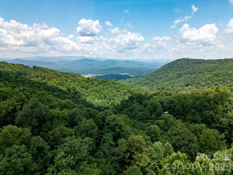 216 Tinequa Dr, Brevard, NC 28712