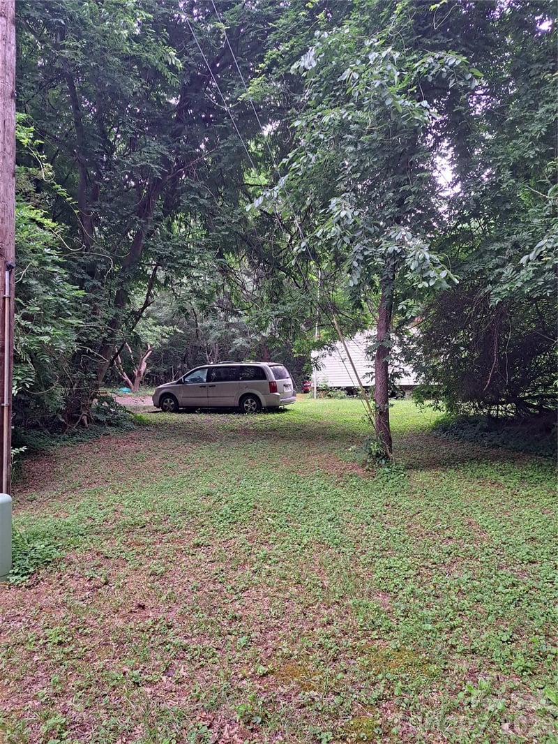5023 Dogwood Ln, Stanley, NC 28164