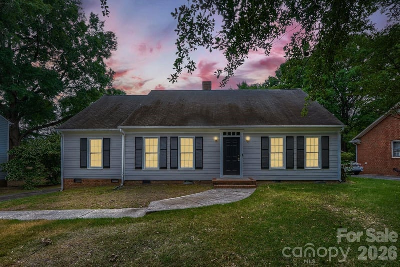 1628 Bonnie Ln, Charlotte, NC 28213