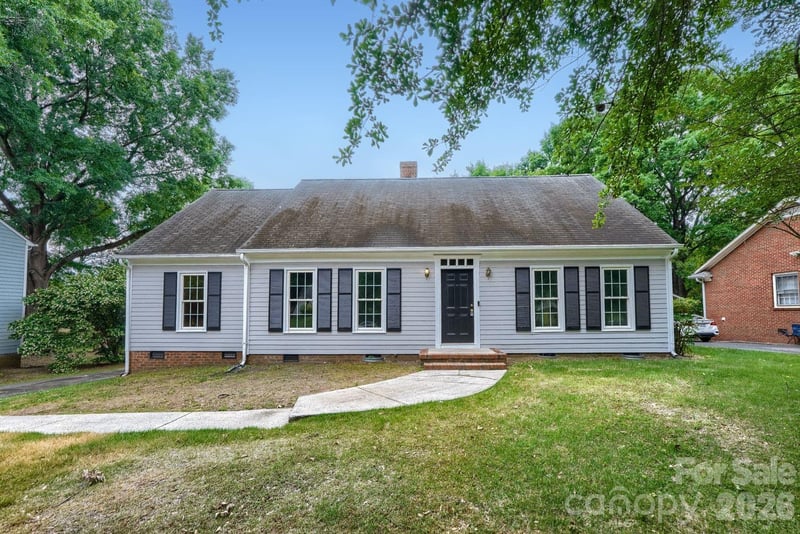 1628 Bonnie Ln, Charlotte, NC 28213